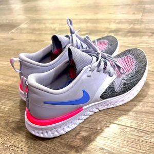 NIKE ODYSSEY REACT 2 FLYKNIT 2 WOMEN SIZE 6.5 MINT CONDITION